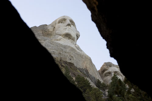 09-09-582-Rushmore.jpg