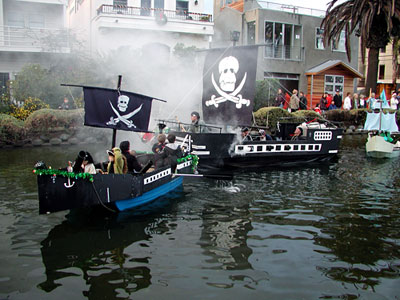 boats-pirate.jpg
